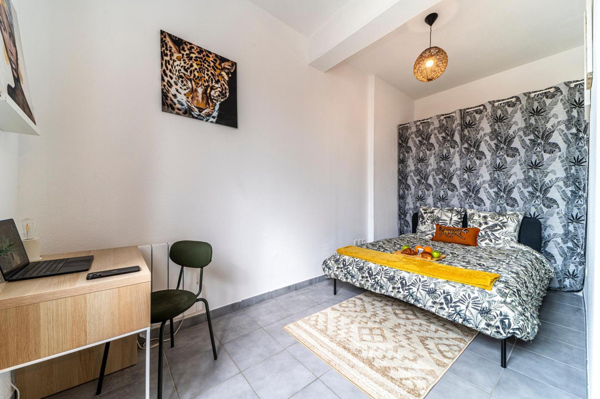 Stay Cosy Lille I Tourcoing - Appartement - Hypercentre - Parking Securise - Wifi - Netflix - Cuisine Exterior photo