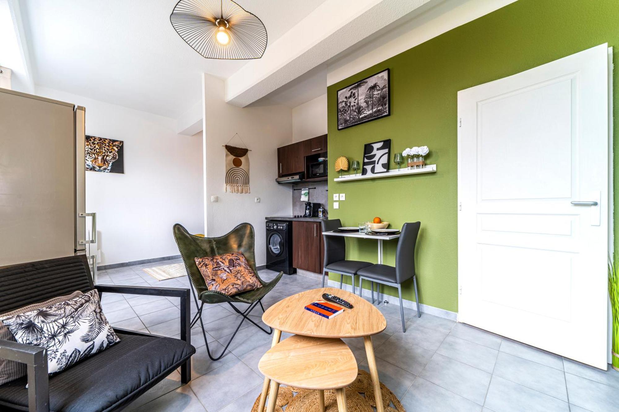 Stay Cosy Lille I Tourcoing - Appartement - Hypercentre - Parking Securise - Wifi - Netflix - Cuisine Exterior photo